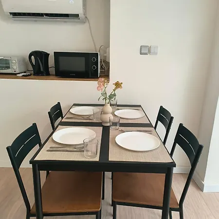 & Bliss アパート