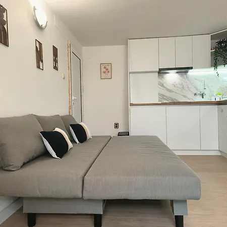 & Bliss ヴァルナ